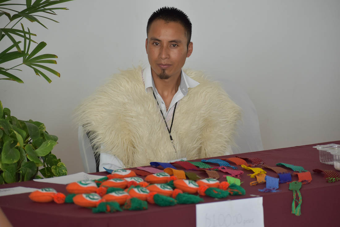 San Juan Chamula from Chiapas exhibiting eco-friendly products created by his indigenous community. He also presented his group’s innovation of ecological stove and edible mushrooms