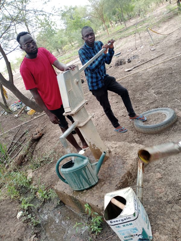 25 June - ARISTIDE ON-KEBA YAGO DERING from Chad, Operation _helping hand_ to the staff of the REPAR green space (cleaning, watering, planting trees, mounting flags)